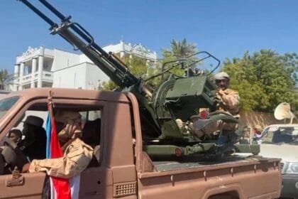 One dead and several wounded in armed clashes at a security checkpoint west of Al-Shihr city in Hadramawt