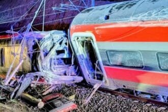 كارثة قطار مروعة.. إسبانيا تعلن الطوارئ.. ونداءات عاجلة للتبرع بالدم