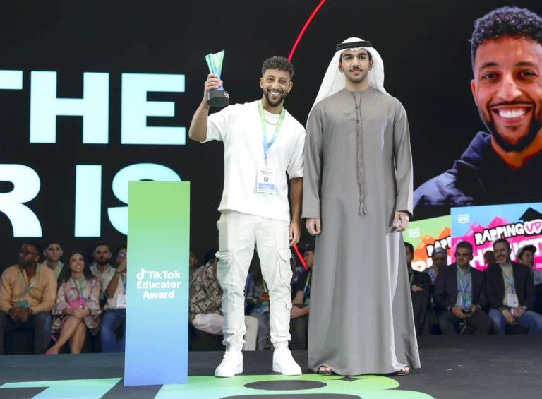 Mohammed bin Rashid honors the winner of the Educational Content Creators Award in partnership with TikTok