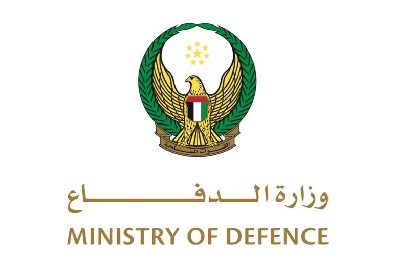 الدفاع تفند مزاعم محافظ حضرموت.. وتكشف حقيقة "مرافق مطار الريان" اليمني