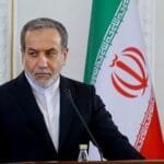 عراقجي: إيران لم تتلق أي طلب للتفاوض مع الولايات المتحدة