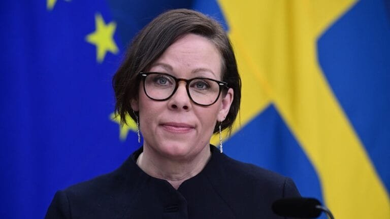 Sweden seeks to include the Revolutionary Guard on the list of terrorist organizations.