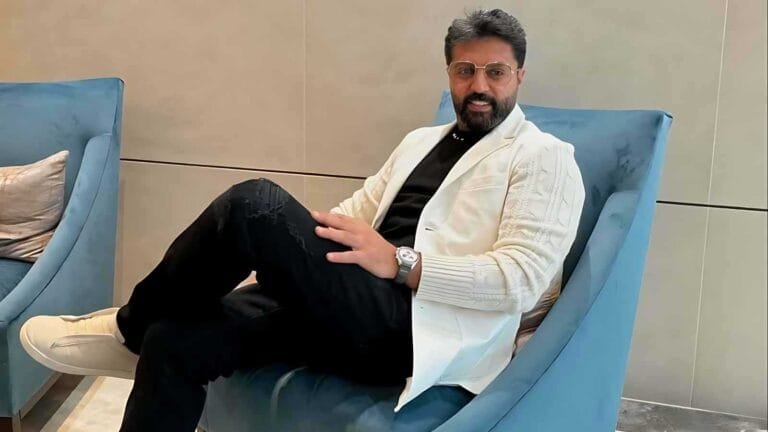 بين نفي الشائعات وظهوره مع نجله.. يعقوب بوشهري يتصدر التريند برسالة "تسامح"