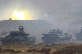 ​طبول الحرب تدق في الخليج: هل تقترب ساعة الصفر بين واشنطن وطهران؟