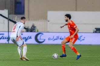 في ليلة تألق وليد أزارو.. عجمان يهزم الشارقة بثلاثية في دوري أدنوك للمحترفين