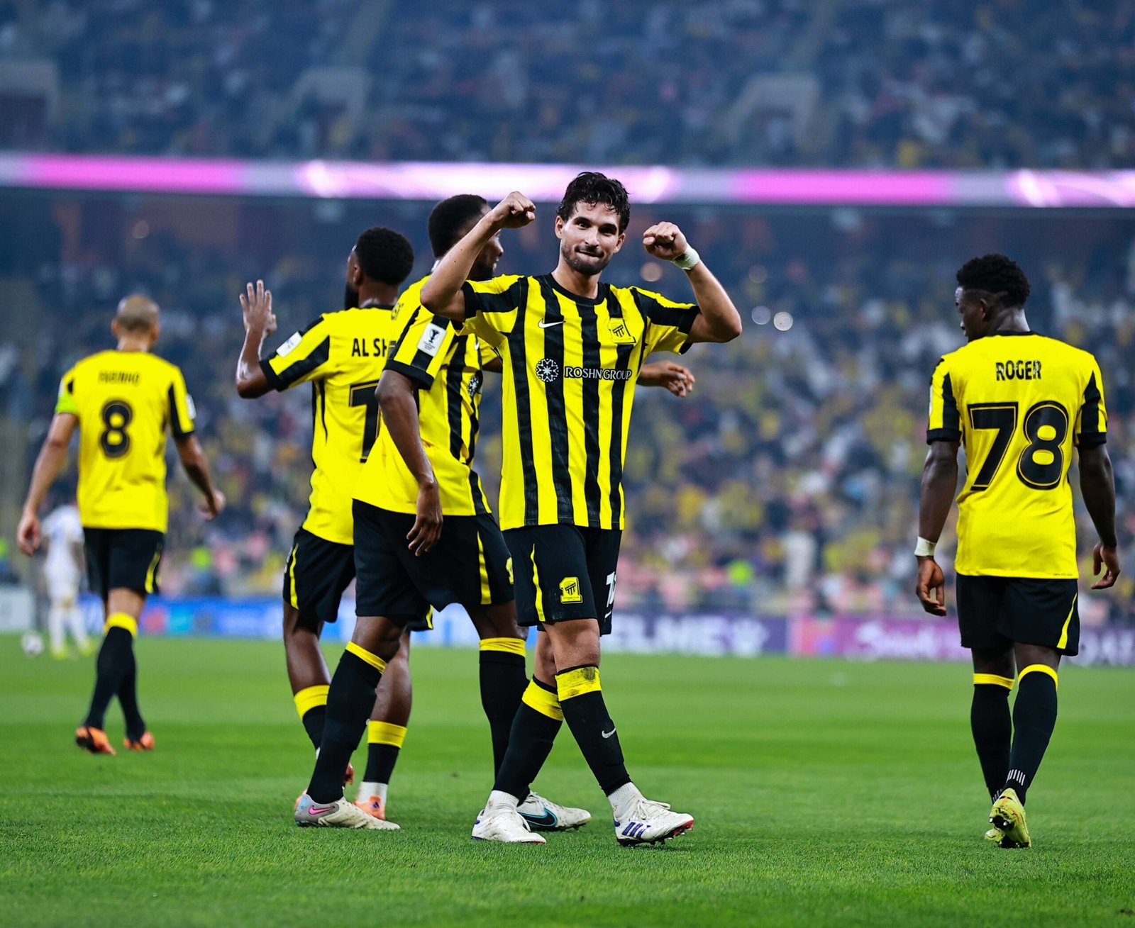 Al-Ittihad of Saudi Arabia rained down seven goals on Al-Gharafa in the AFC Champions League (video)