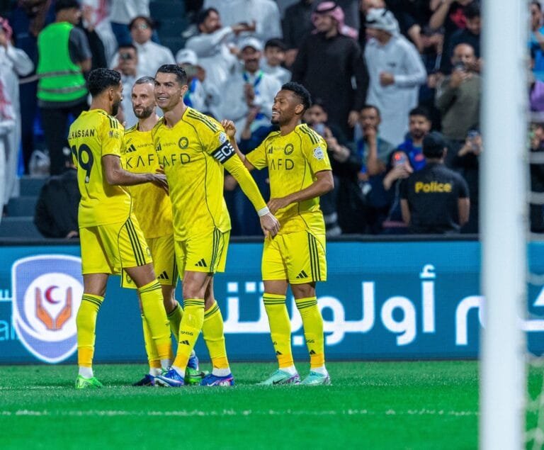 With Ronaldo in the lineup, Al-Nassr snatches a valuable victory from Al-Fateh and seizes second place in the Saudi League