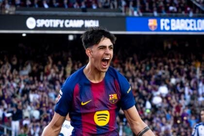 Barcelona regain top spot with a 3-0 win against Levante in La Liga