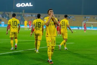 تعادل إيجابي يحسم ديربي دبي بين الوصل وشباب الأهلي