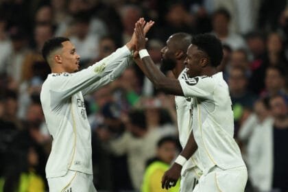 ريال مدريد يُحبط مفاجأة بنفيكا ويتأهل إلى ثمن نهائي دوري أبطال أوروبا