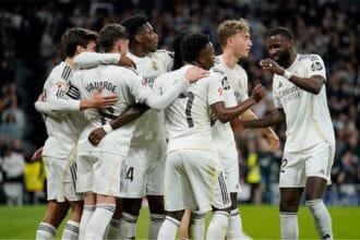 Real Madrid thrash Real Sociedad 4-1 and temporarily climb to the top of La Liga