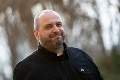 أوكرانيا تمنح أول تراخيص لتصدير الأسلحة منذ اندلاع الحرب مع روسيا