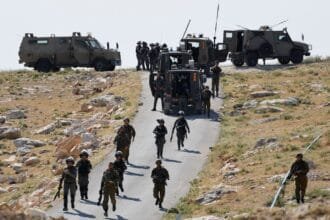 إسرائيل تسمح بتسجيل أراضي الضفة الغربية والسلطة الفلسطينية تندد بالقرار