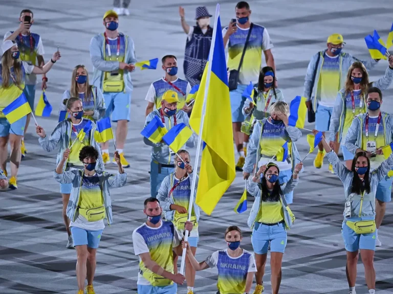 Shocking exclusion: Ukrainian athlete bids farewell to the Winter Olympics because of a helmet bearing an image of war victims.