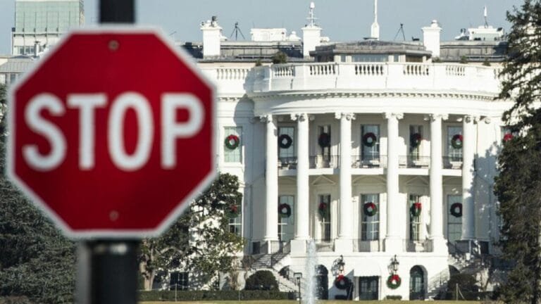 Lawmakers and the White House fail to reach an agreement to end the Department of Homeland Security shutdown.