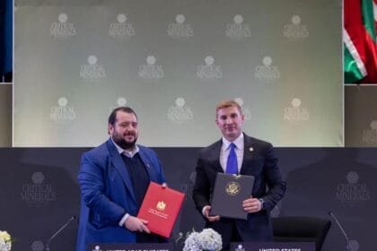 تعاون بين الإمارات والولايات المتحدة لدعم تأمين إمدادات المعادن الحرجة والعناصر الأرضية النادرة