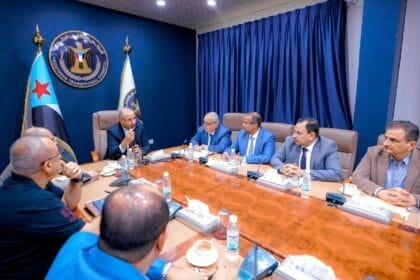 الانتقالي الجنوبي يطالب المجتمع الدولي بحماية المدنيين ويؤكد التمسك بالحل السلمي لقضية الجنوب