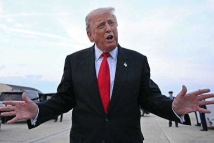 Trump sparks widespread controversy with a satirical video targeting Barack and Michelle Obama