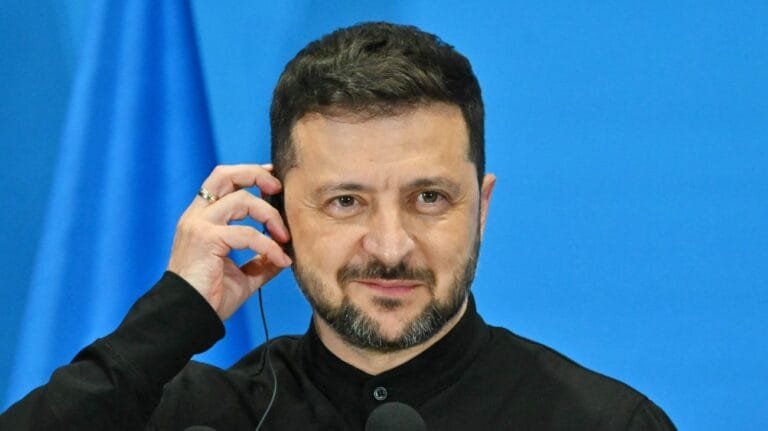 زيلينسكي: لا تقدم في ملف السيطرة على الأراضي خلال المحادثات مع موسكو