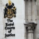 المحكمة العليا البريطانية تسمح للحكومة بالطعن على حكم بعدم قانونية حظر "فلسطين أكشن"