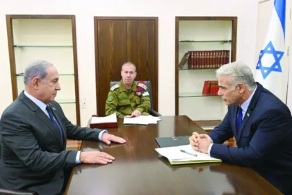 "تمرد سياسى داخل إسرائيل".. المعارضة ترفض حكومة نتنياهو وتفجر معركة "الوحدة المستحيلة"