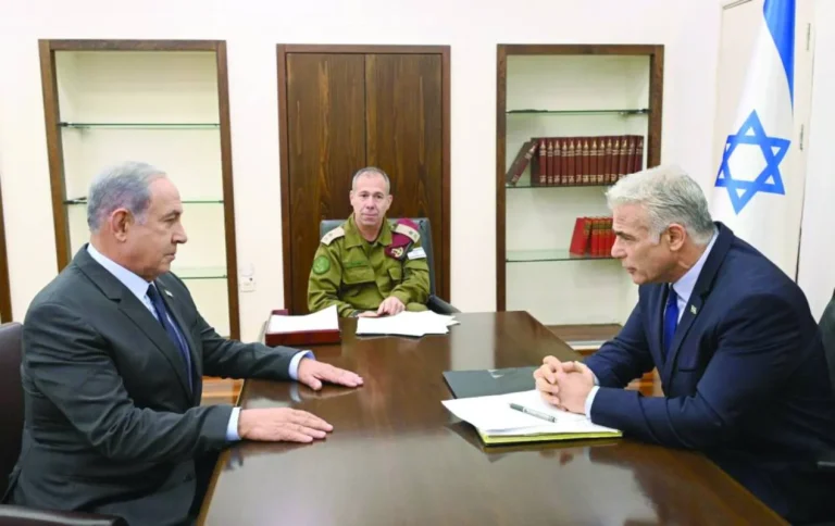 "تمرد سياسى داخل إسرائيل".. المعارضة ترفض حكومة نتنياهو وتفجر معركة "الوحدة المستحيلة"