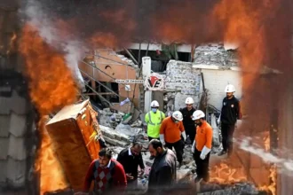 انفجار مدوٍ يهز باكستان.. قتلى وجرحى فى كارثة داخل مبنى سكنى