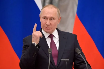A new deterrent message... Putin: Developing the "nuclear triad" is an absolute priority for Russia's security