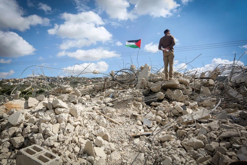 Paris sounds the alarm: Official warnings issued to French citizens in Israel and the West Bank.