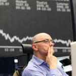 تراجع الأسهم الأوروبية مع تجدد القلق التجاري بسبب الرسوم الأميركية