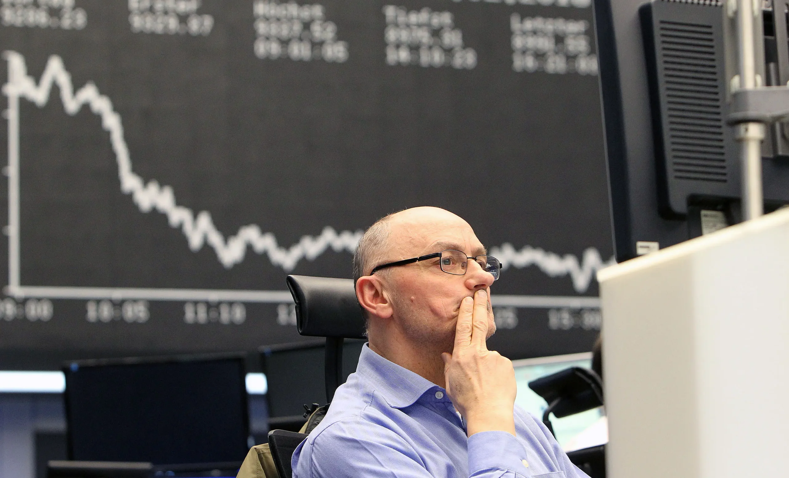 European stocks fell as trade concerns resurfaced due to US tariffs.