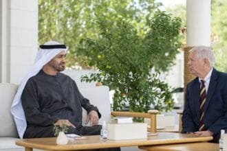 رئيس الدولة يستقبل السيناتور الأمريكي ليندسي جراهام لبحث تعزيز الشراكة وترسيخ أمن المنطقة