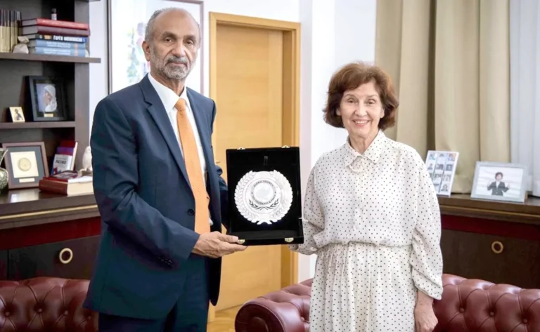 رئيسة مقدونيا الشمالية تشيد بدور الإمارات في تعزيز التسامح والسلام العالمي