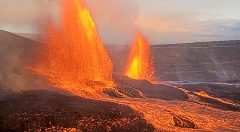 جحيم تحت الرماد.. ثوران جديد لبركان "كانلاون" وتحذيرات من انفجار أكبر في الفلبين