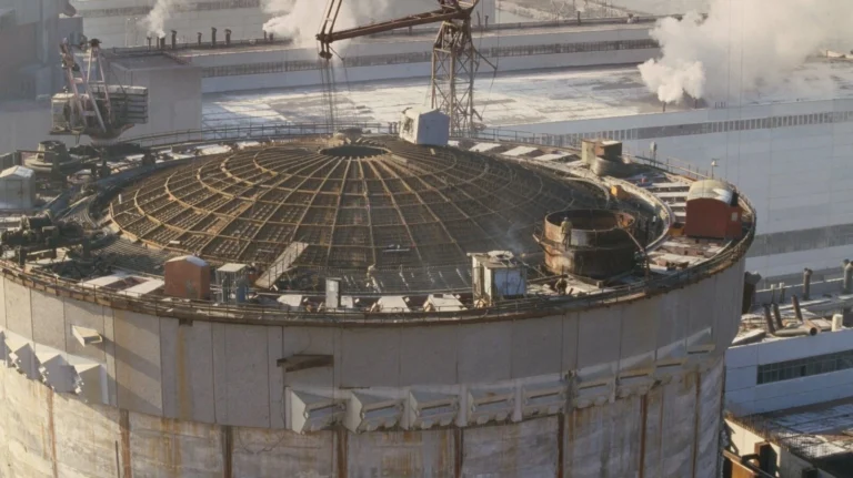 مسئولة زابوروجيه النووية: توتر متصاعد حول المحطة بسبب هجمات أوكرانية