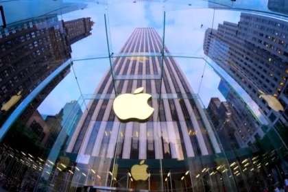 Apple closes the door on reverting: iPhone users will no longer be able to downgrade to older iOS versions.