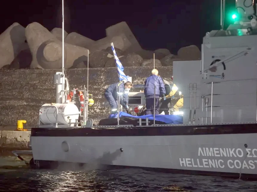 نتائج تشريح تكشف: ضحايا قارب خيوس الأفغان باليونان توفوا بإصابات في الرأس لا غرقًا