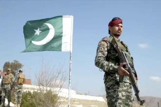 ضربات متزامنة تهز معاقل الإرهاب.. باكستان تعلن تصفية 34 مسلحا