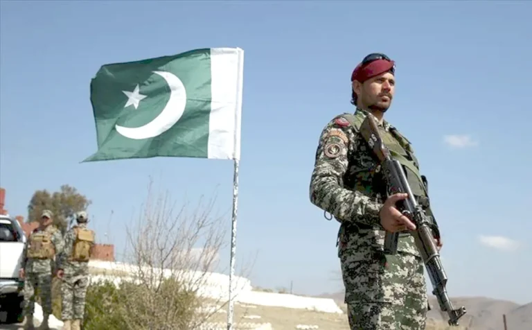 ضربات متزامنة تهز معاقل الإرهاب.. باكستان تعلن تصفية 34 مسلحا