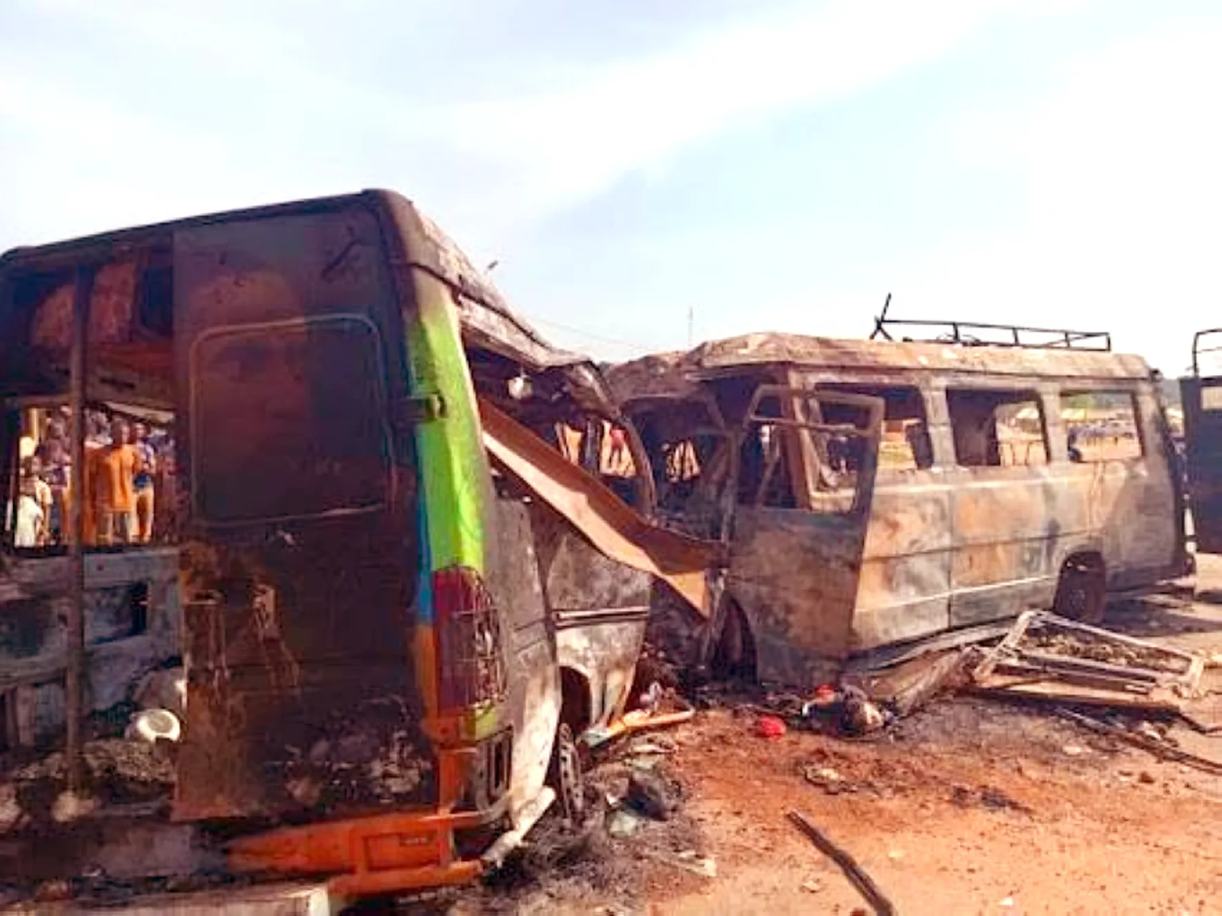 Ivory Coast: 26 killed and injured in bus crash that rocked highways