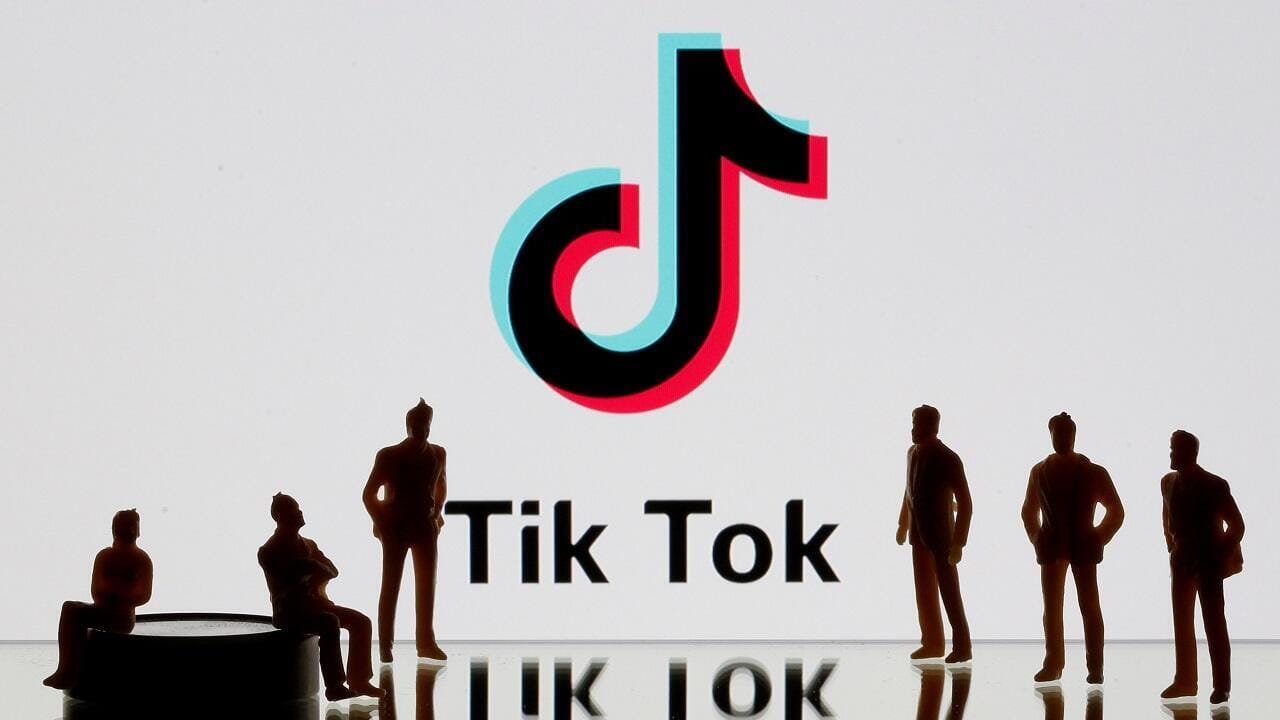 Europe is putting pressure on TikTok; Brussels is demanding a redesign amid concerns about digital addiction and user protection.