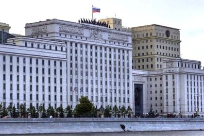 ليلة نارية على الجبهة الشرقية.. موسكو تسقط 17 مسيرة وتعلن تدمير 25 موقعا عسكريًا