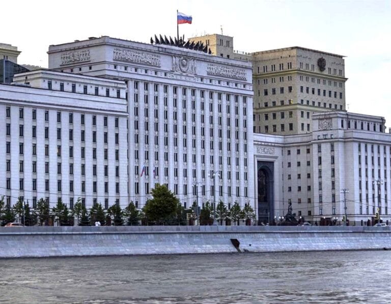 A fiery night on the Eastern Front: Moscow shoots down 17 drones and announces the destruction of 25 military sites