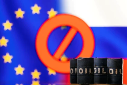 موسكو تهاجم الحزمة الأوروبية الـ20.. وبرلمانى روسى: إنها "حرب ناقلات النفط"