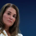 «حزن لا يوصف».. ميليندا جيتس تتحدث عن فضائح بيل جيتس وإبستين