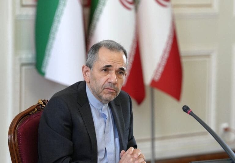 طهران تبدي مرونة مشروطة: تخصيب اليورانيوم مقابل رفع العقوبات