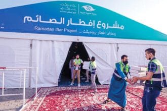 لتوزيعها في الفجيرة.. 44 أسرة منتجة تُعدّ 2800 وجبة رمضانية يومياً