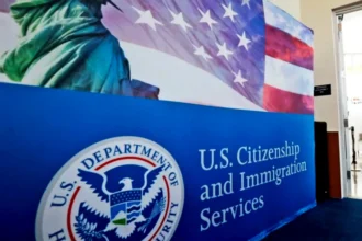وزارة الأمن الأمريكية تطالب بالكشف عن حسابات مناهضة لإدارة الهجرة