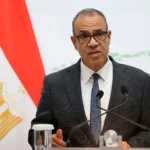 وزير الخارجية المصري يؤكد دعم القاهرة الكامل للقضية الفلسطينية خلال لقائه قيادات فلسطينية