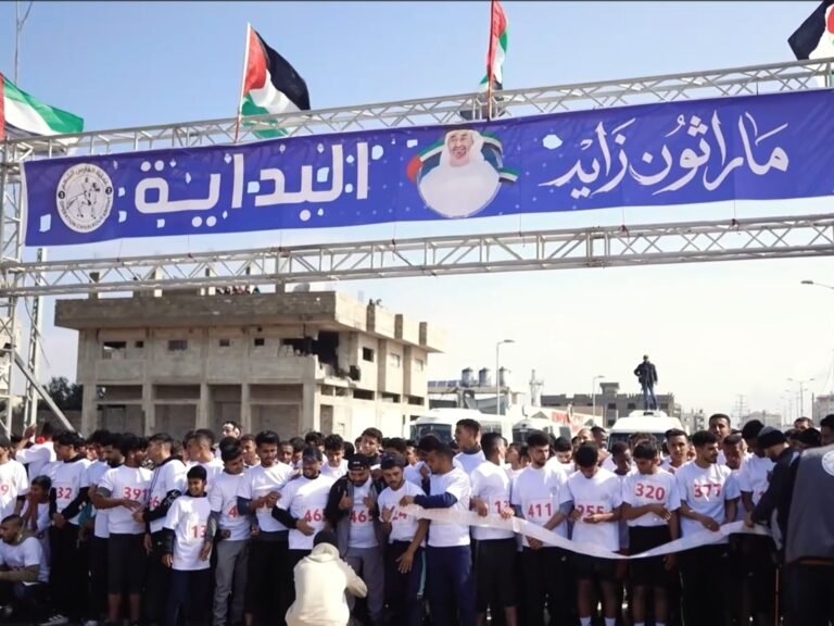 The Gentleman Knight 3.. Launching the "Zayed Marathon" in the Gaza Strip with the participation of 500 competitors